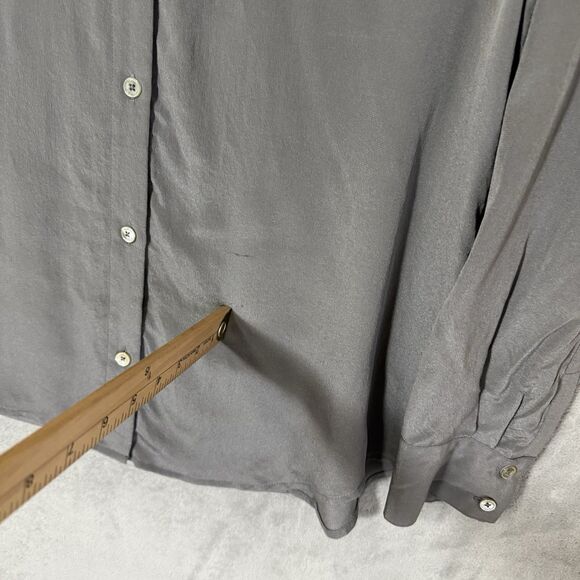 Tommy Bahama Top Womens M 100% Silk Gray Collared Roll Tab Long Sleeves READ - Picture 4 of 8